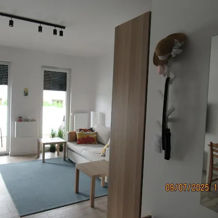 19 W Obiekcie Platinum Apartment Rewal
