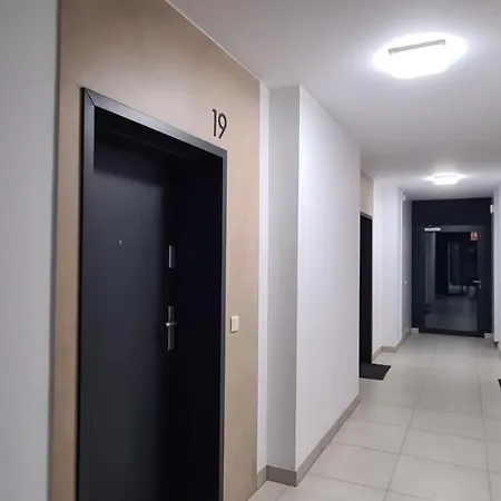 19 W Obiekcie Platinum * רבאל